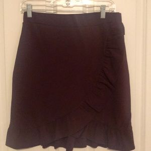 Loft size S, ruffle skirt, worn once!